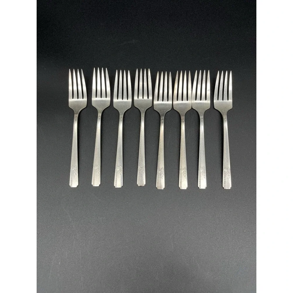 Grenoble Silverplate Salad Fork Set 8 Pieces Oneida Silver Circa 1938